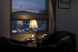 Soundproofing, free WiFi, bed sheets - Hotel Atrium (Seoul)