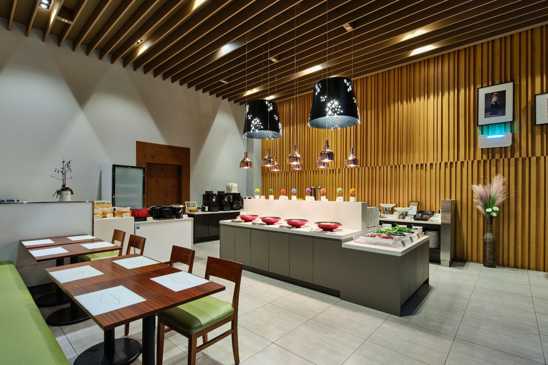 breakfast and lunch served