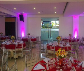 Banquet hall