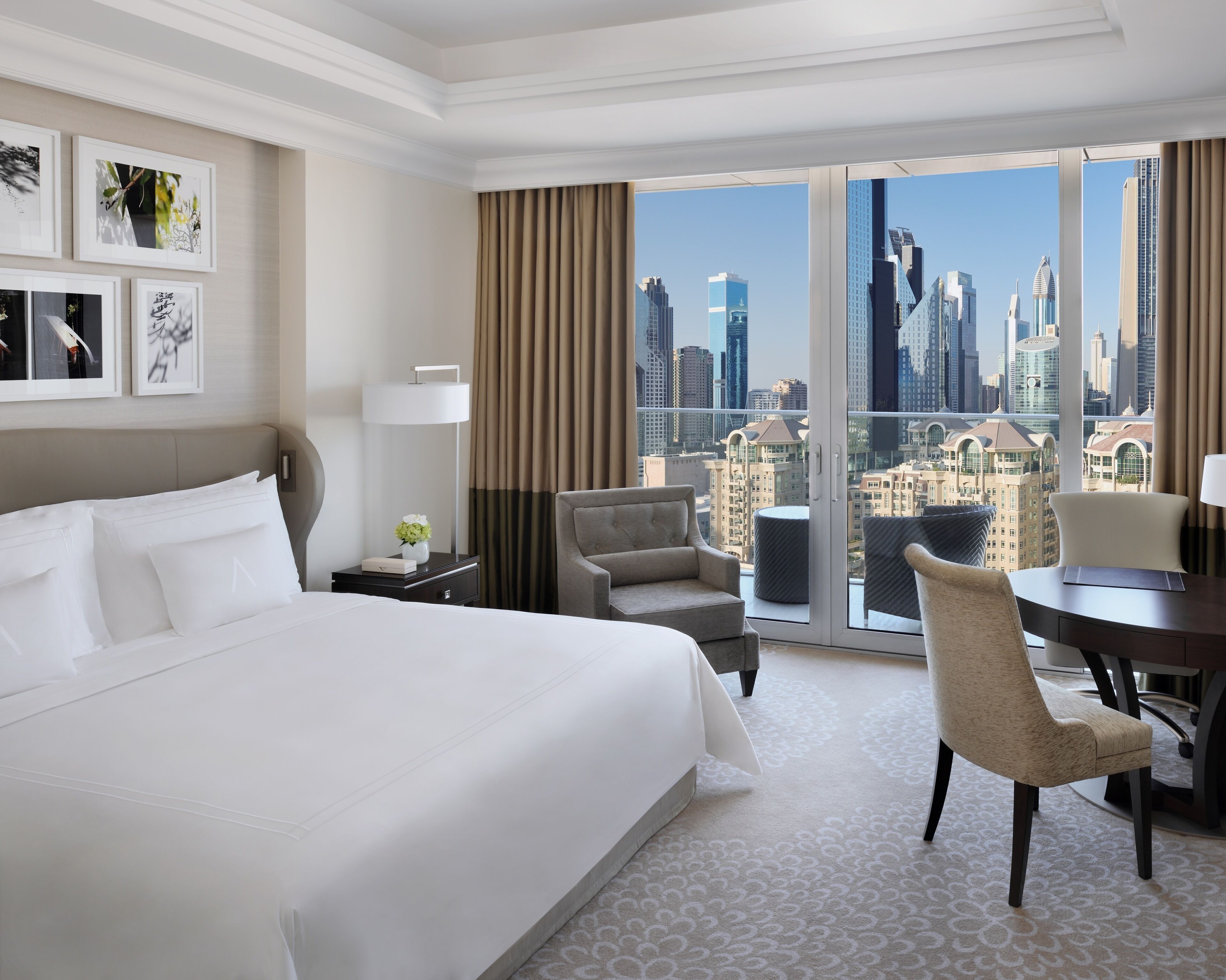 Premium bedding, minibar, in-room safe, desk
