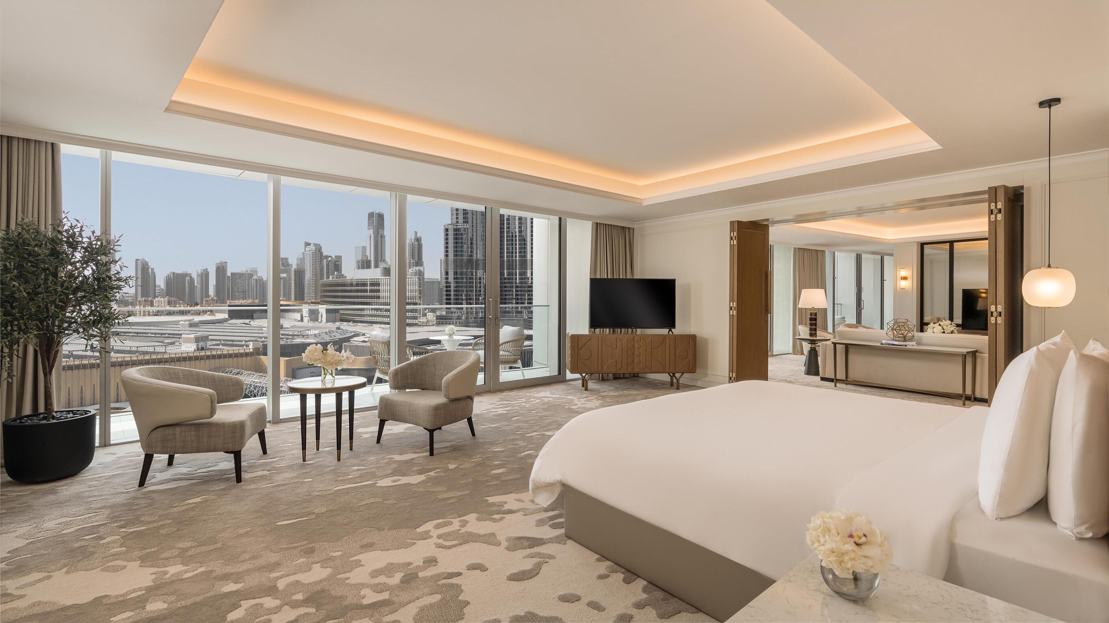 Grand Suite, 1 King Bed, City View (Grand Burj View Suite) | Premium bedding, minibar, in-room safe, desk