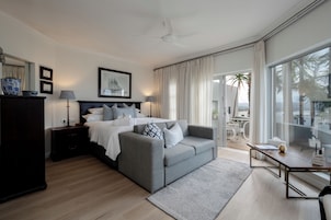 Captain Room | Roupas de cama premium, cofres nos quartos, cortinas blackout