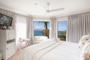Shell Room | Premium bedding, in-room safe, blackout drapes, free WiFi