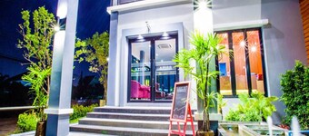Aziss Boutique Hotel