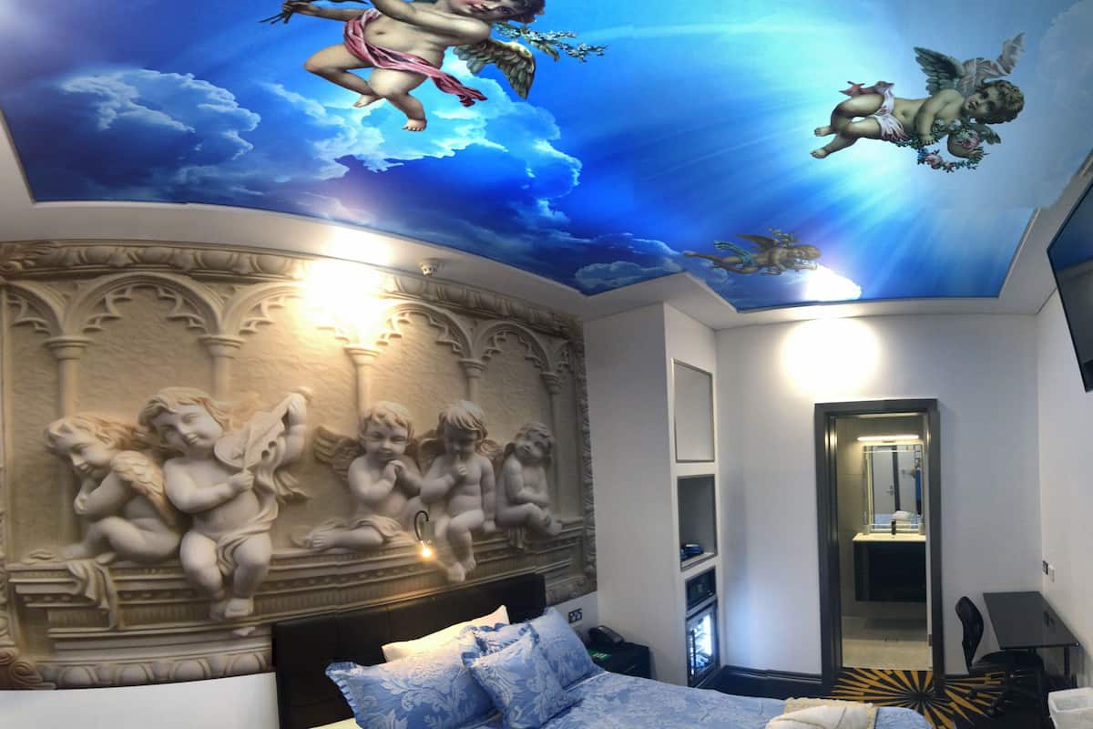 Deluxe-Doppelzimmer | Minibar, individuell dekoriert, schallisolierte Zimmer, kostenloses WLAN