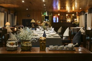 Breakfast, lunch and dinner served - Secret Halong Cruise (Ha Long)