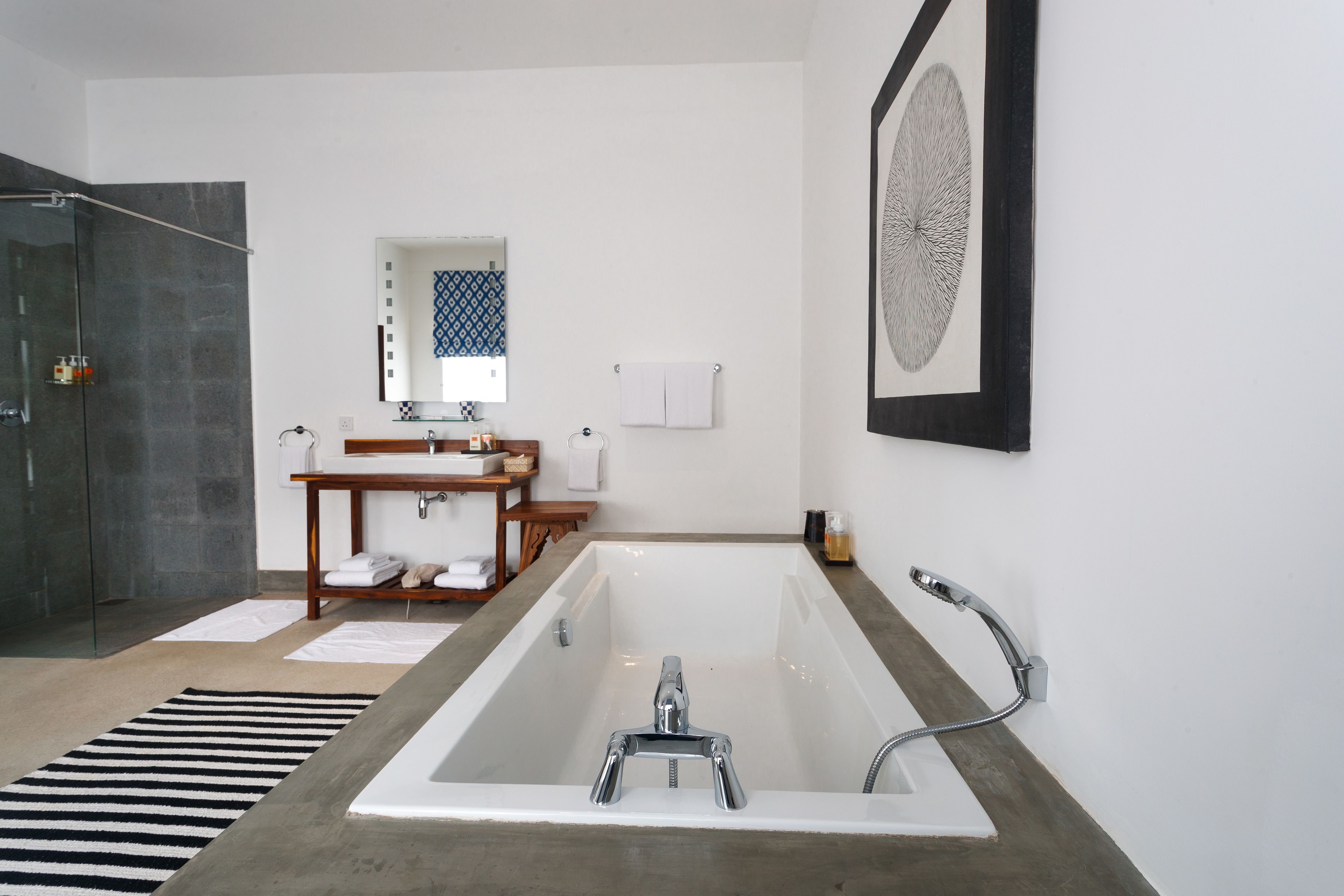 ocean penthouse | bathroom | shower, free toiletries, hair dryer, bathrobes