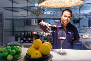 Bar (on property) - KK Beach (Unawatuna)