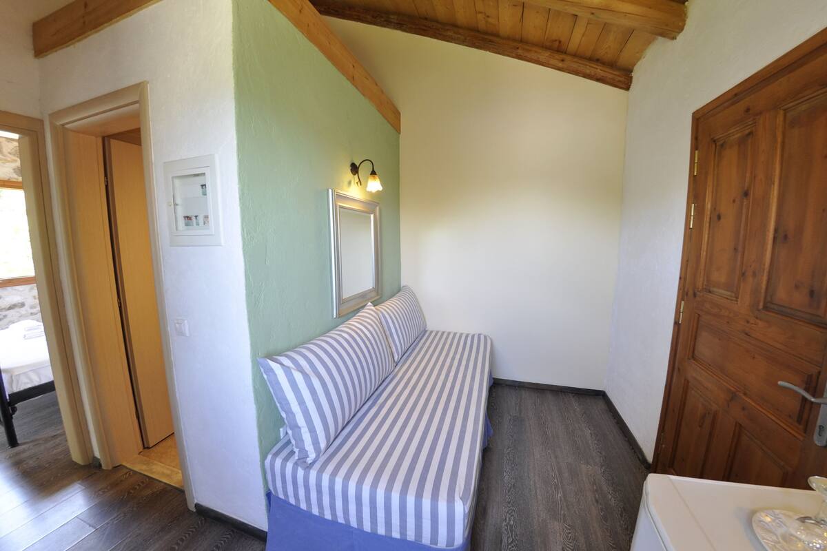 Apartment, 1 Schlafzimmer, Balkon (A2) | Wohnbereich
