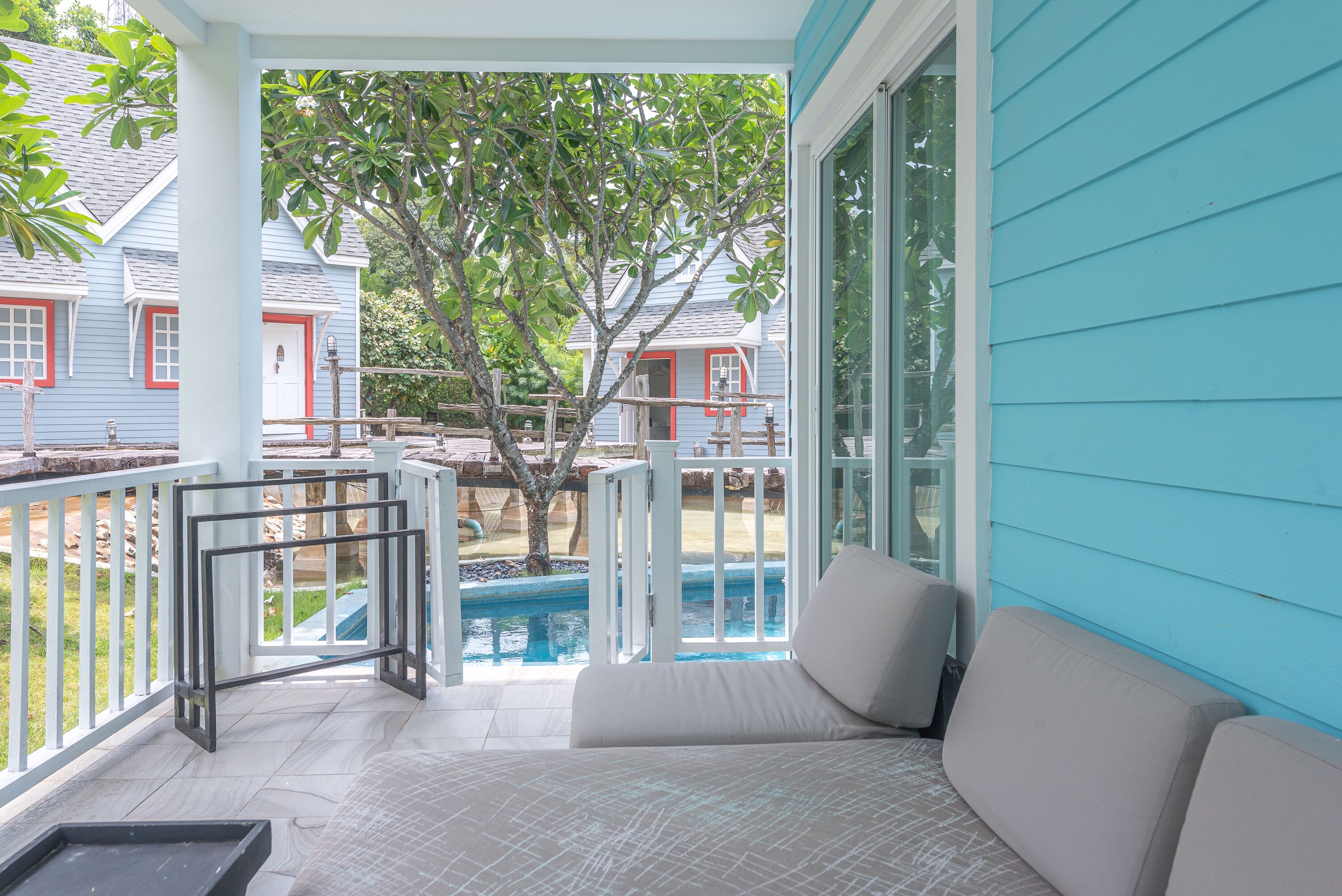 Pool Access | ลานระเบียง/นอกชาน