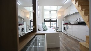 Duplex Deluxe Triple
