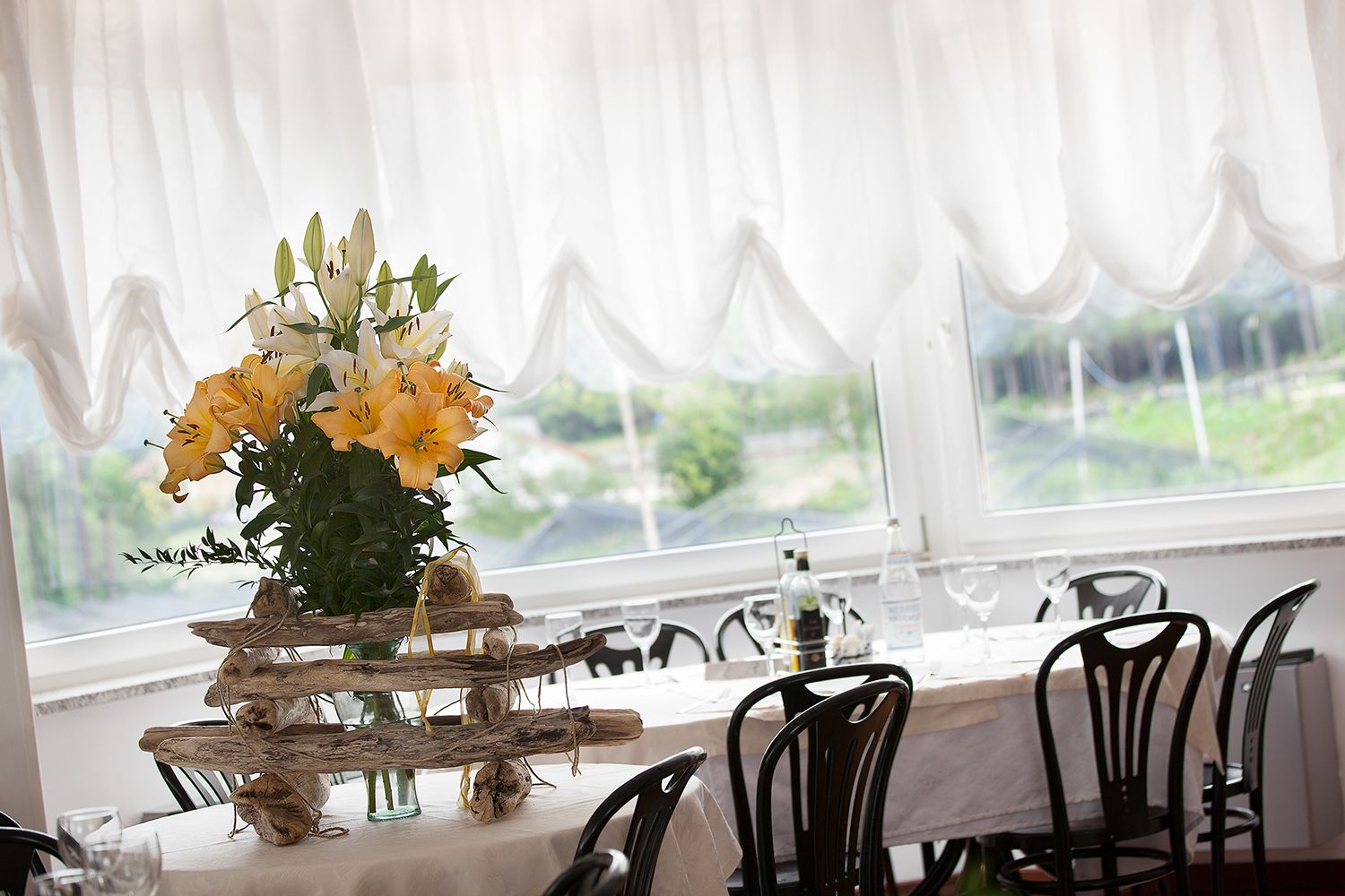 breakfast, lunch, dinner served; local cuisine