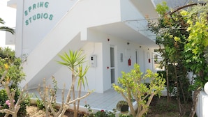 Exterior - Spring Studios (Kos)