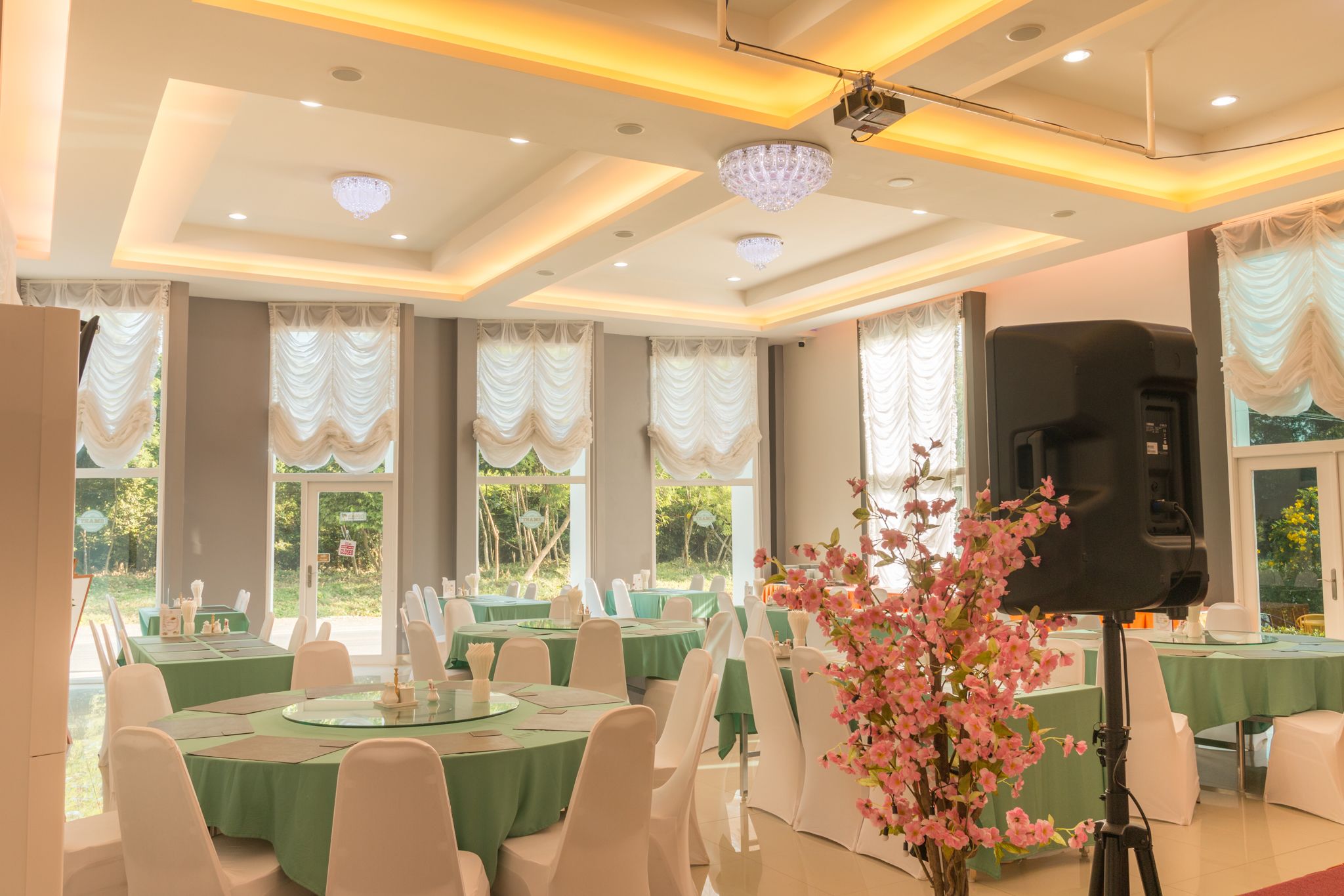 banquet hall