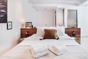Suite superior | Minibar, caja fuerte, sistema de insonorización