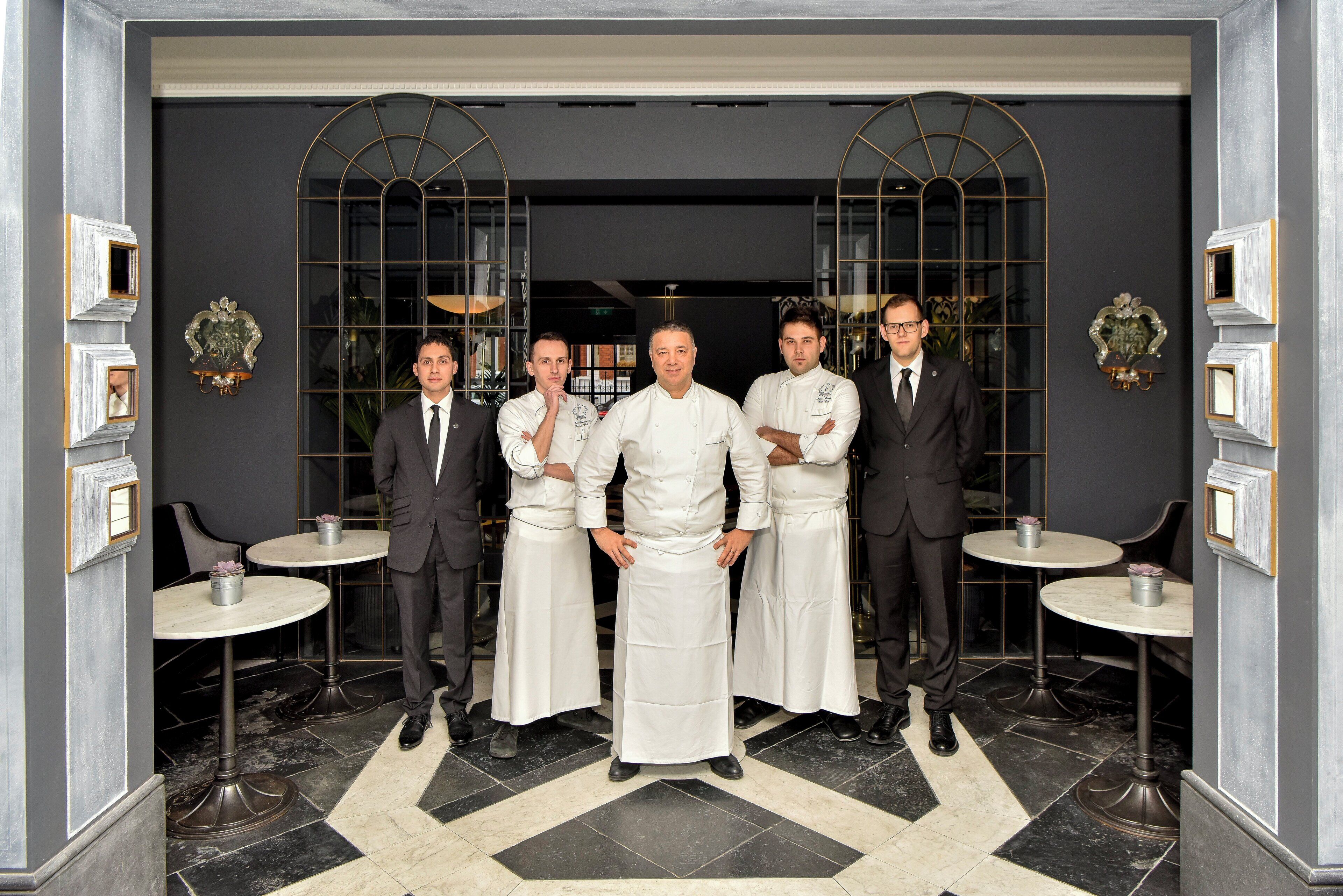 lunch, dinner served; italian cuisine, garden views