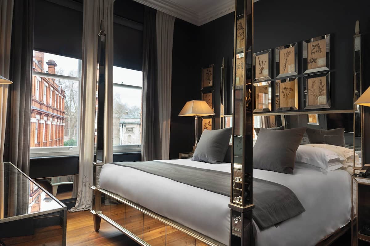 1 Schlafzimmer, italienische BettbezĂŒge von Frette