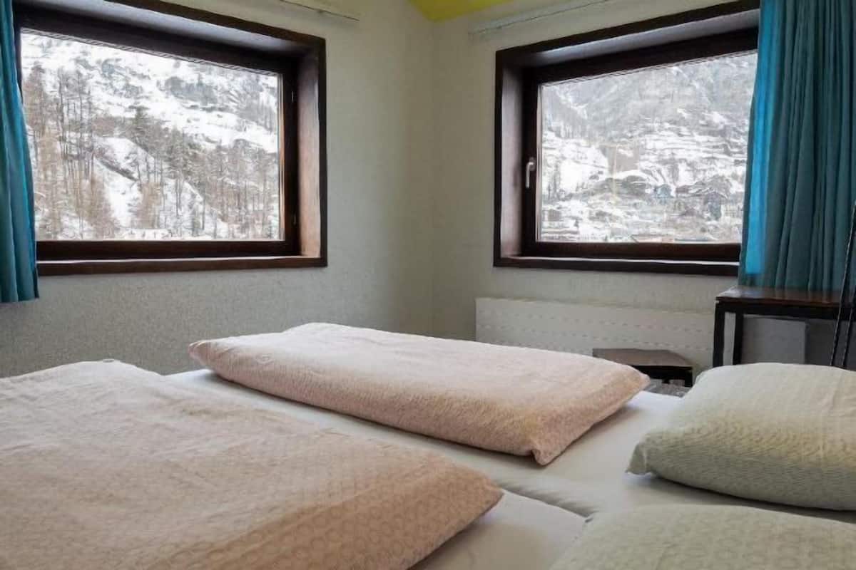 Schreibtisch, kostenloses WLAN