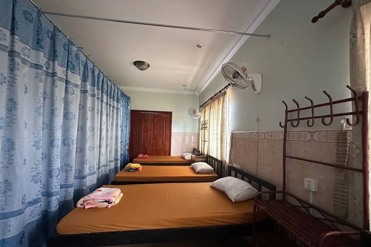 Kamar Ekonomi, asrama campuran, pemandangan kebun | Seprai premium, meja kerja, Wi-Fi gratis, dan seprai linen