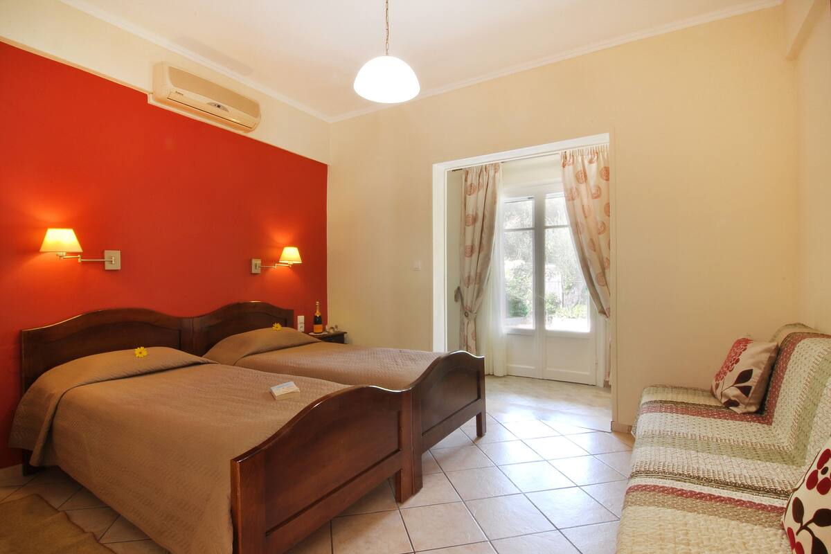 In-room safe, iron/ironing board, free cots/infant beds, free WiFi