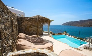 Seasonal outdoor pool - Salty Houses (Mykonos)