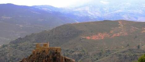 إطلالة على الجبل
