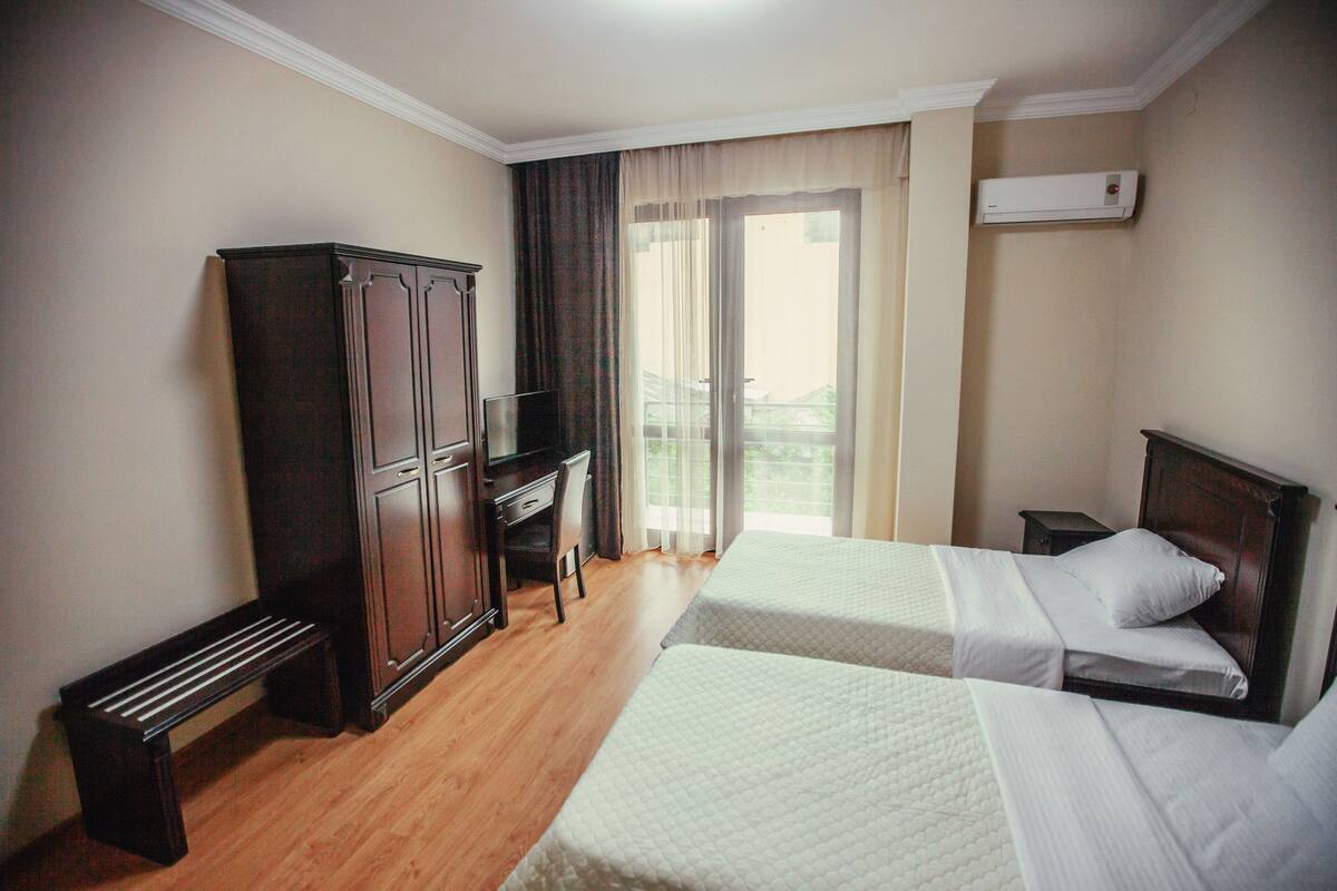 Standard Twin Room, 2 Twin Beds | In-room safe, desk, rollaway beds (surcharge), WiFi (free)