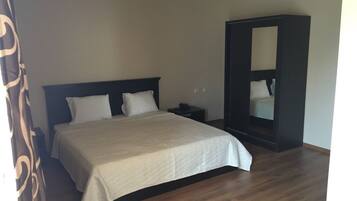 Standard Double Room, 1 Double Bed | In-room safe, desk, rollaway beds, free WiFi