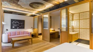 Suite Junior | 2 chambres, minibar, coffres-forts dans les chambres, bureau