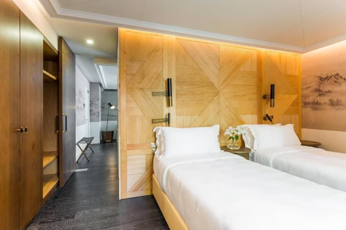 Chambre Familiale | Minibar, coffres-forts dans les chambres, bureau