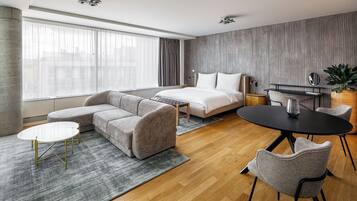 Studio, Terrace | 1 bedroom, premium bedding, in-room safe, individually decorated