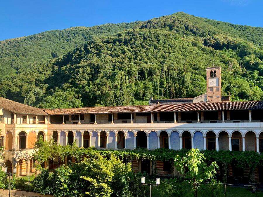 Minibar, in-room safe, desk, cribs/infant beds