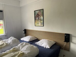 Shower, hair dryer, towels - Danhostel Thorhallen Jels (Rodding)
