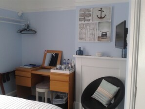 Double Room, Ensuite, Park View | Free WiFi, bed sheets