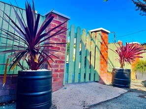 Exterior - Bull Hotel (Abergele)