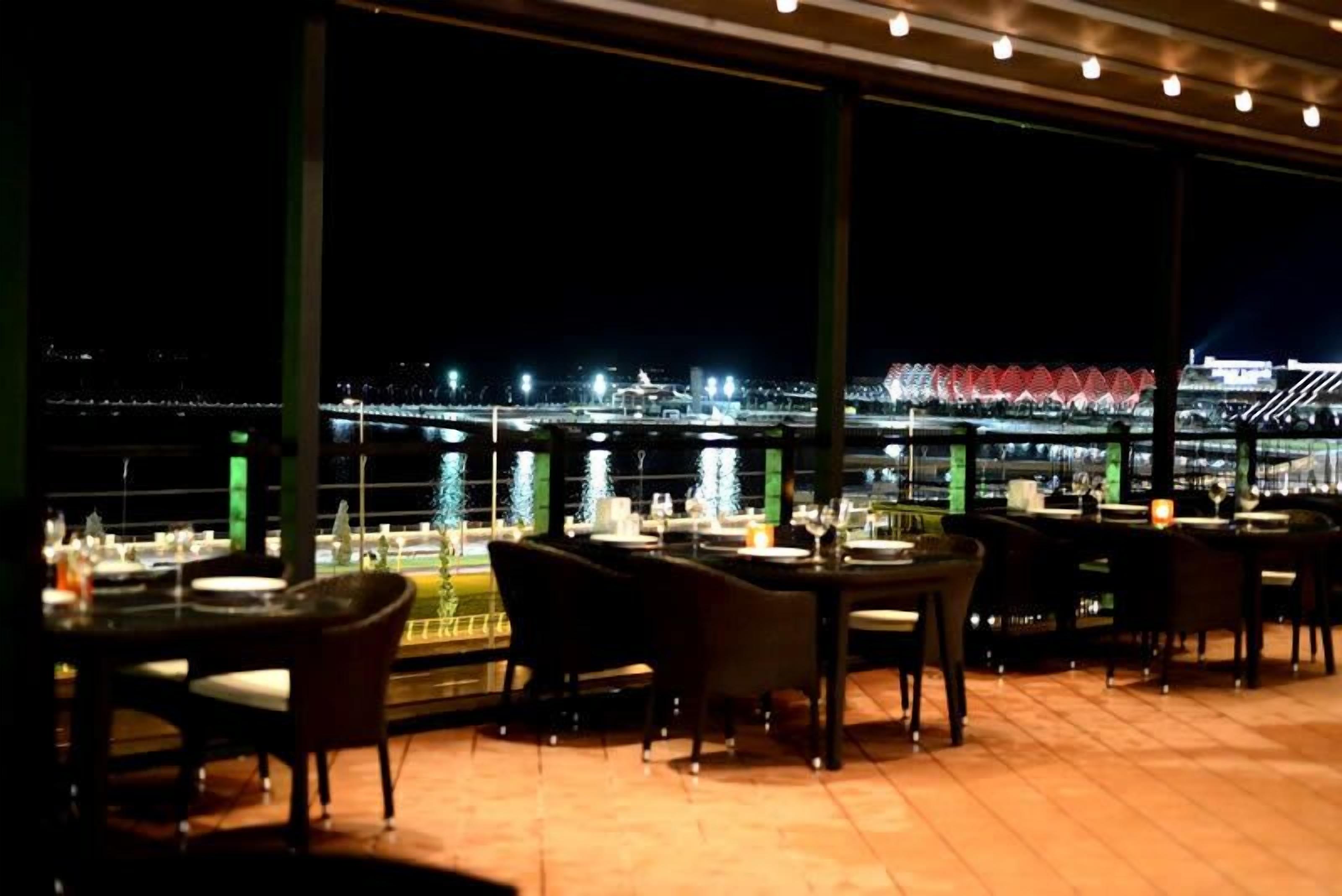 Foto - Riviera Hotel