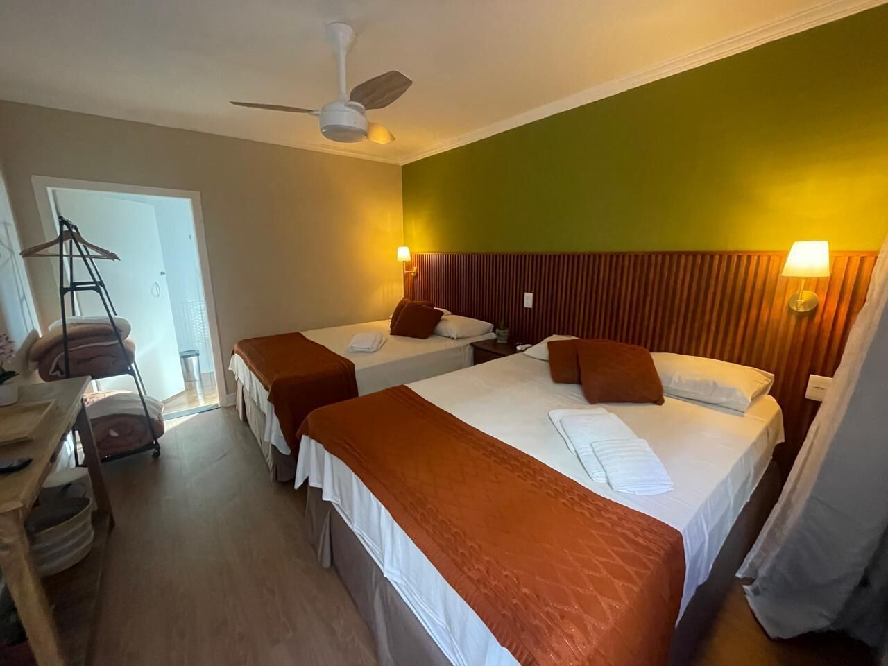 Superior Quadruple Room | Iron/ironing board, free WiFi