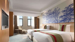 Deluxe Room, 2 Twin Beds, Non Smoking | Minibar, in-room safe, desk, iron/ironing board - Ramada Suzhou (Suzhou)