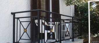 Pension Lagoudera