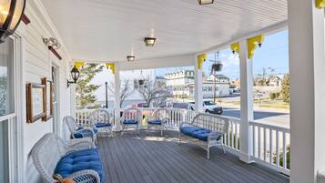 Pintu masuk hartanah