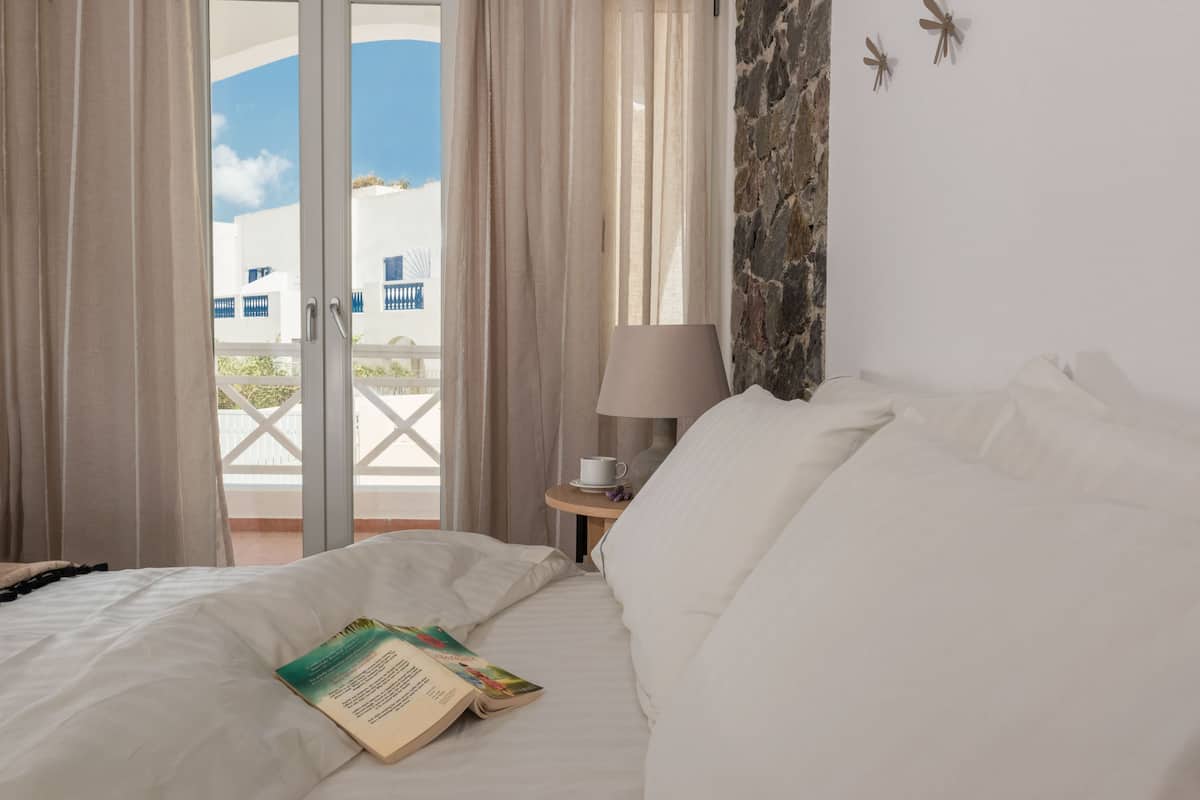 House (For 4) | 1 bedroom, premium bedding, in-room safe, desk