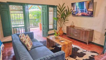 Phòng đôi Junior | Minibar, bộ trải giường