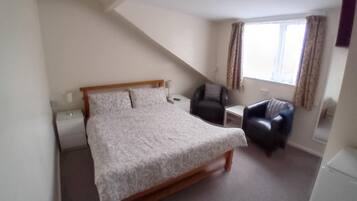 Doppelzimmer, mit Bad (Room 5)