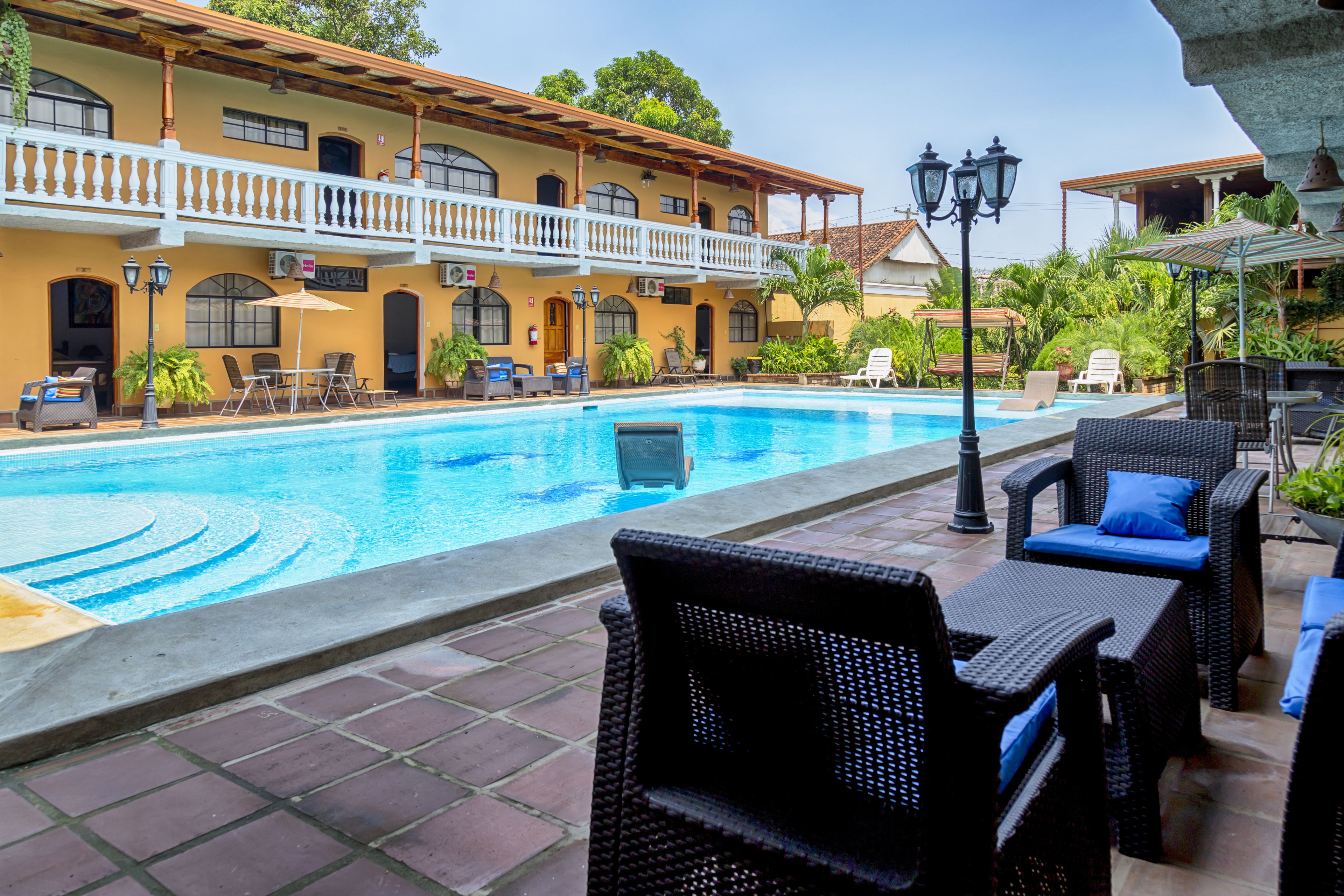 outdoor pool, pool loungers