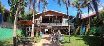 Spanish by the Sea - Bocas - Hostel