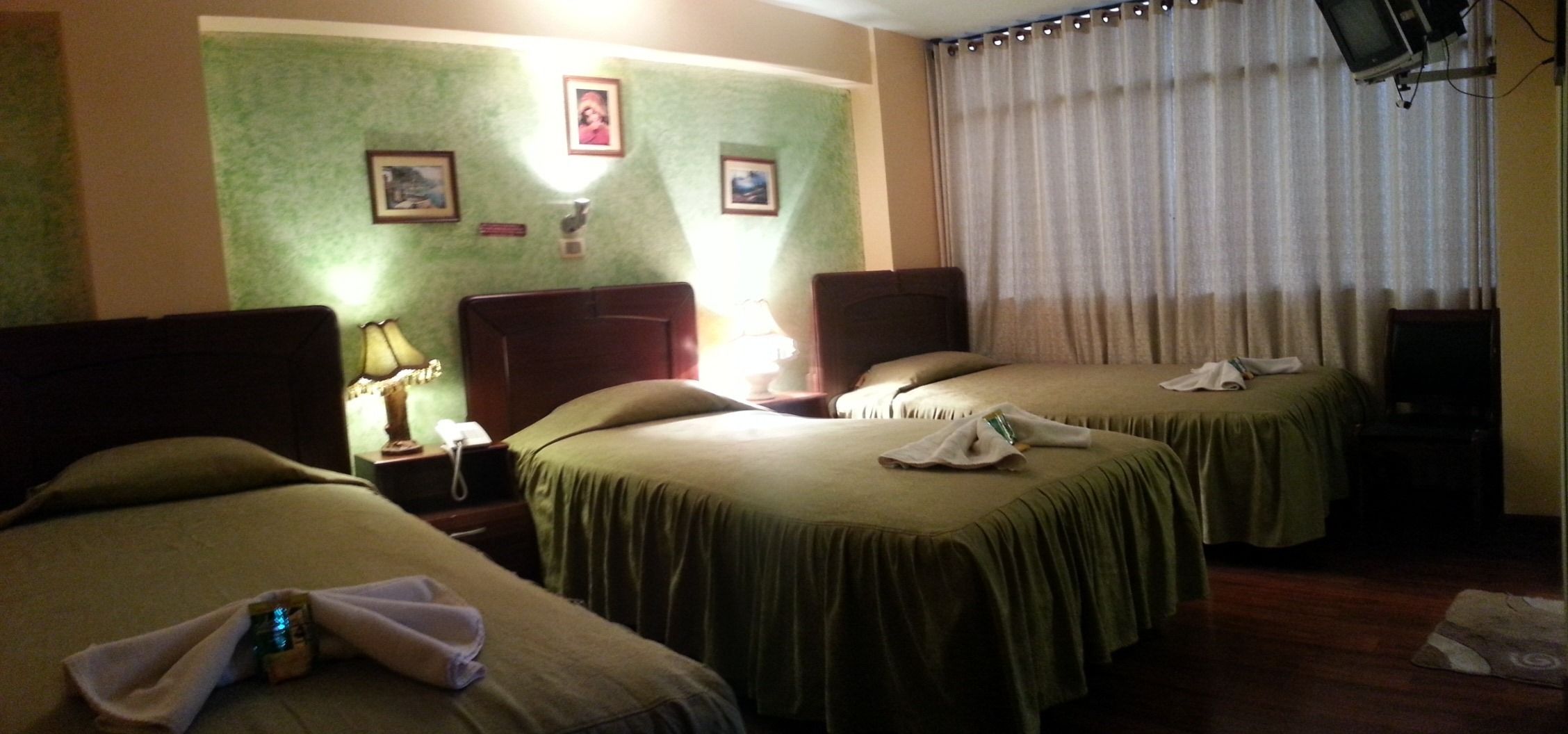 Photo - Hotel CRESPO - SAVOY