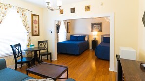 Single Room, Non Smoking (Sapphire) | 1 bedroom, individually decorated, individually furnished - The Heirloom Inn (Mount Dora)