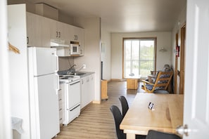 Family Condo, 2 Bedrooms | Private kitchen | Microwave, coffee/tea maker - Motel et Condo Chez Charley (Ste Anne de Beaupre)