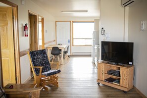 Living area - Motel et Condo Chez Charley (Ste Anne de Beaupre)