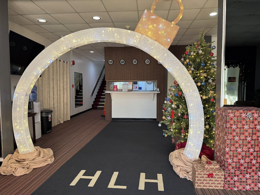 Harmon Loop Hotel photo 3
